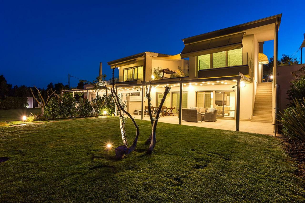 A&A Luxury Beach Villas Nikiti  Exterior photo